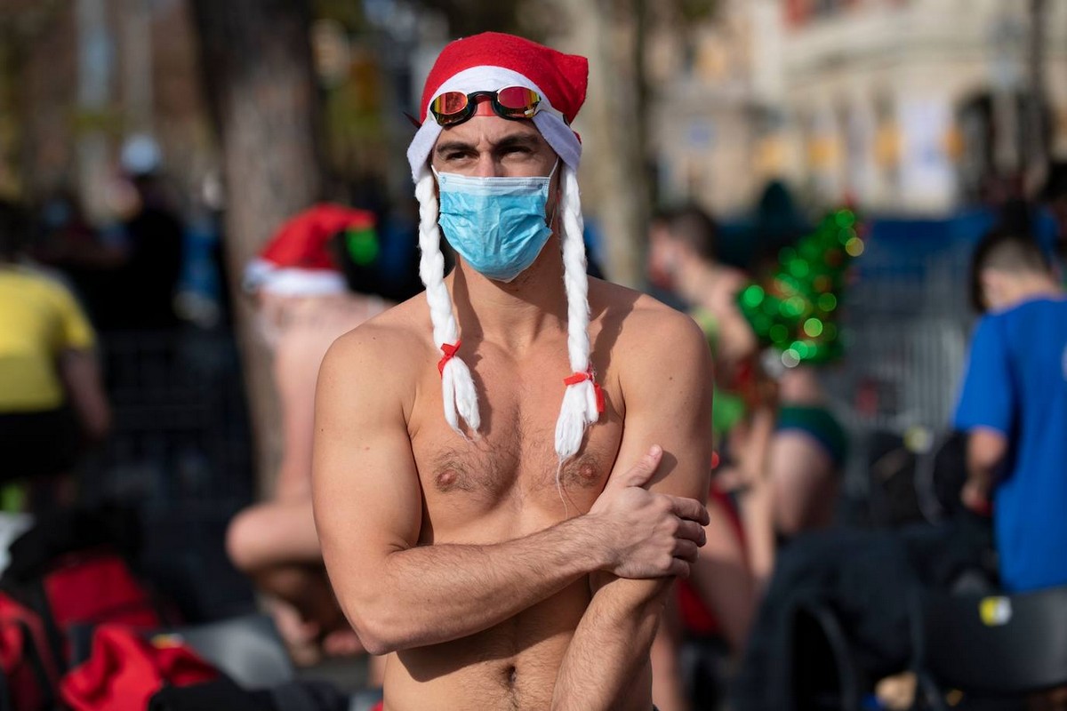 Ежегодный заплыв Рождественский кубок 2020 в Барселоне