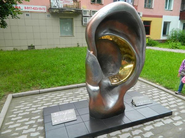 Колоритные и интересные русские скульптуры