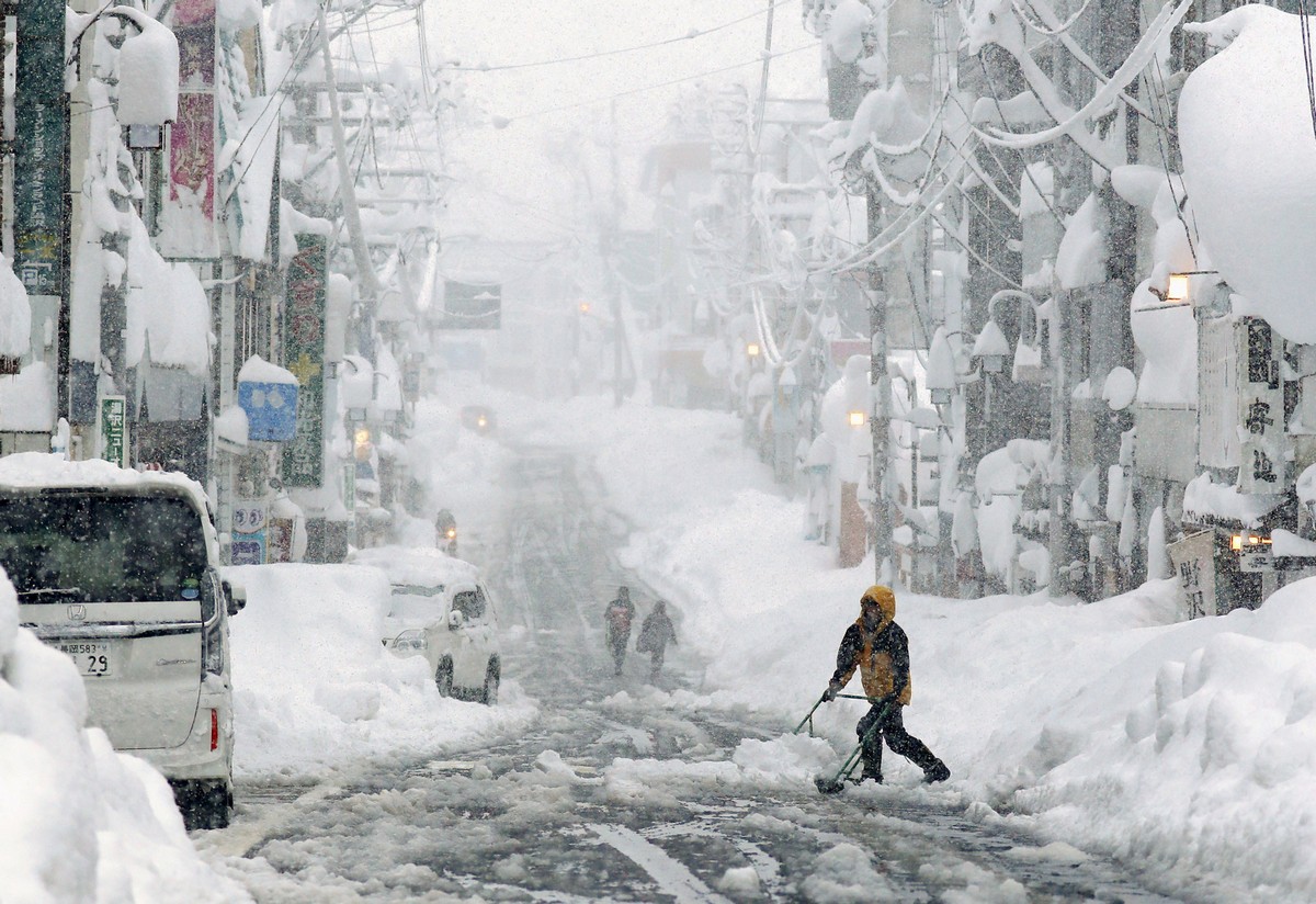 Зима в Японии сугробы