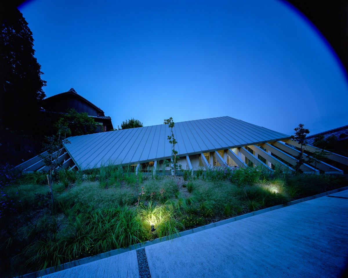 Дом с односкатной крышей в Японии