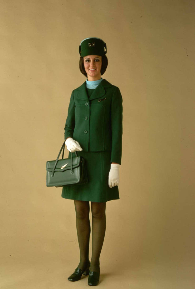 Униформа стюардесс разных компаний 1970-х годов