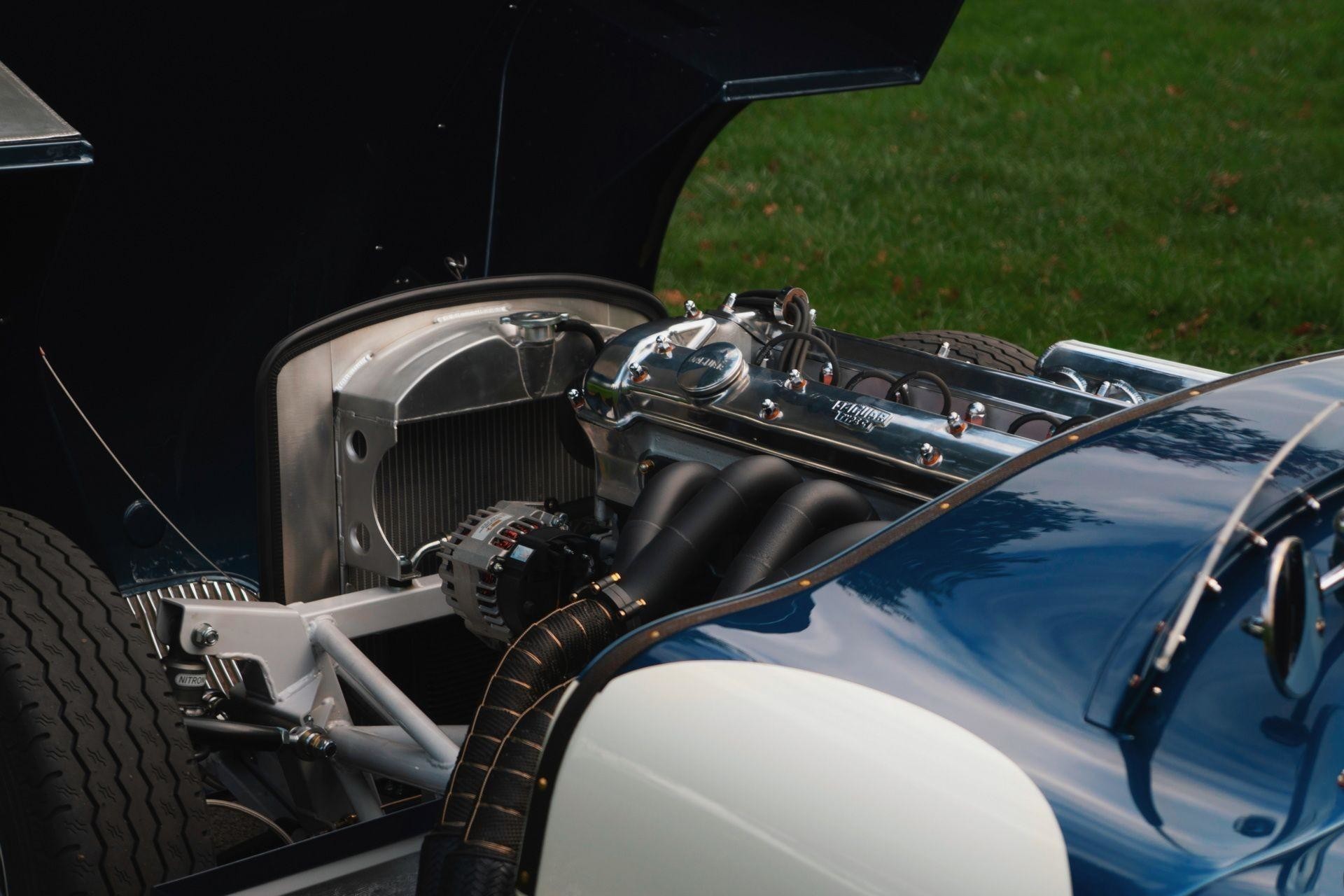 Модернизированные репродукции гоночного Jaguar C-Type
