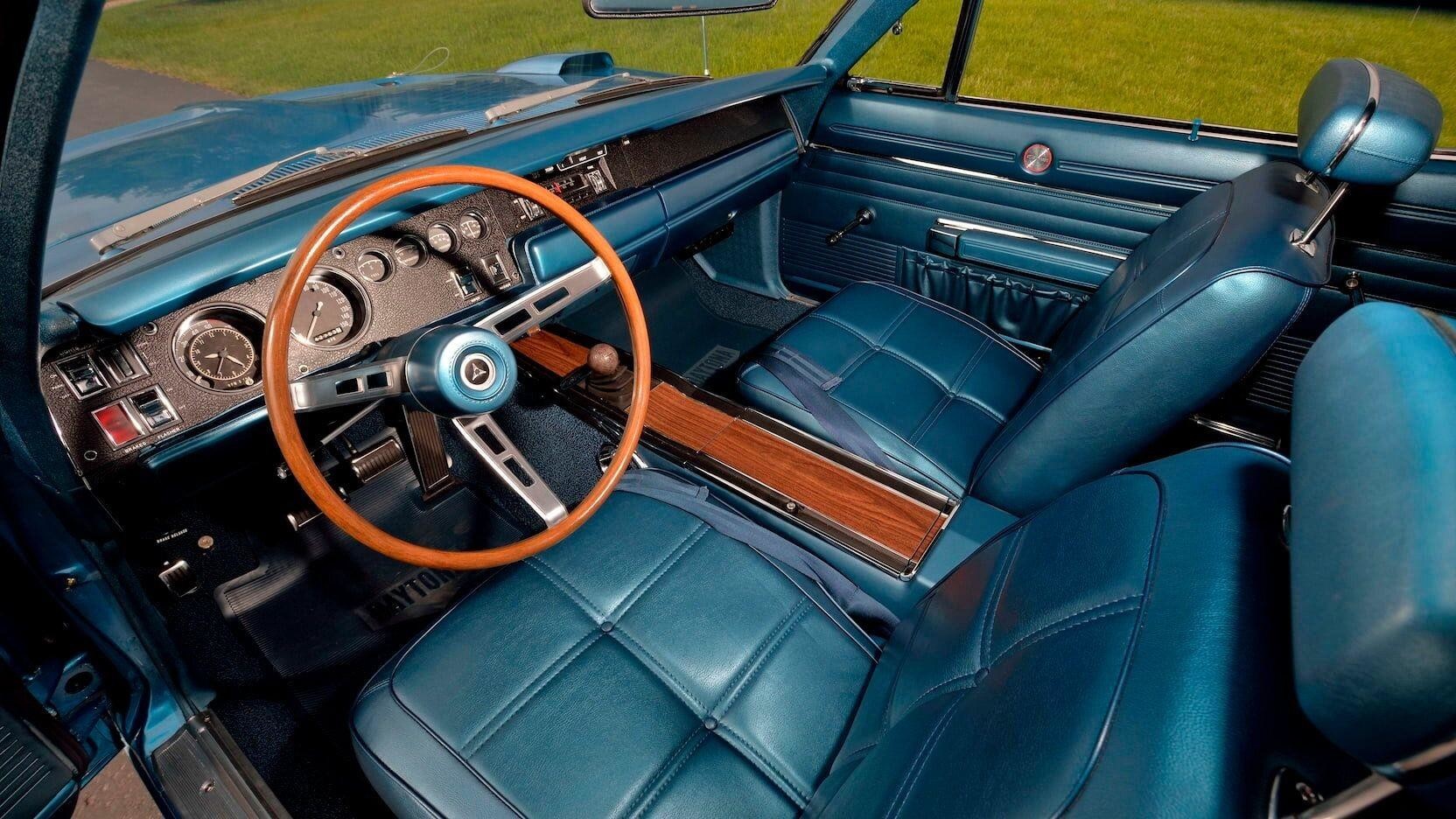 Dodge Charger Daytona 1969, преодолевший рубеж скорости в 200 миль/ч