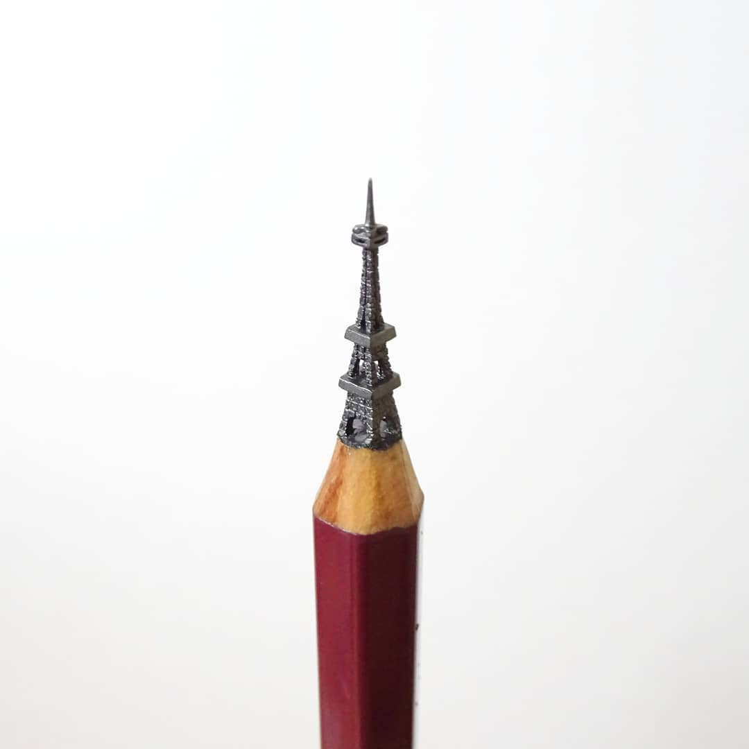 Крошечные детализированные скульптуры на кончиках карандашей