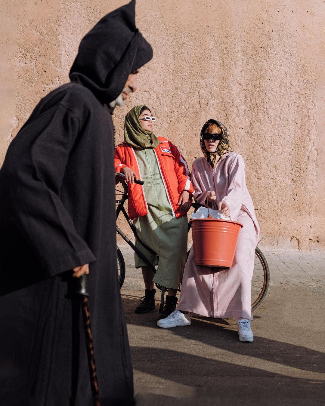 Марокканские уличные фешн-фотографии от Хамзы Лафруджи