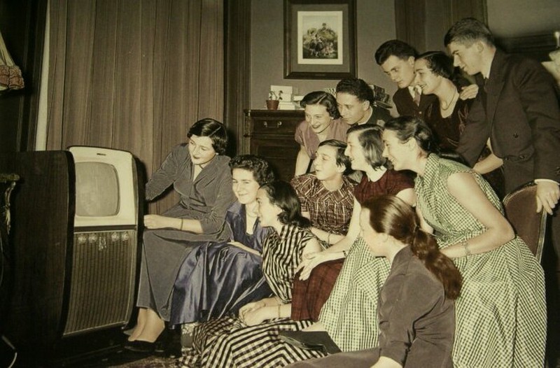 Почему телевизор был мерилом достатка советских семей