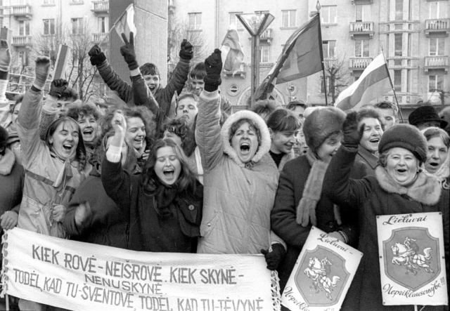 Подборка атмосферных фотографий из 90-х