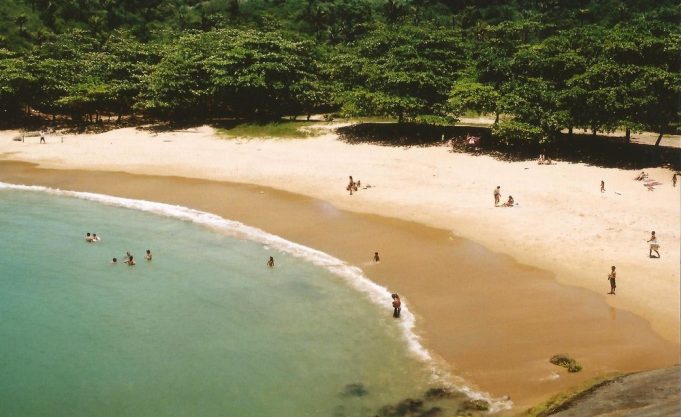 Опасные пляжи Гуарапари с радиоактивным песком