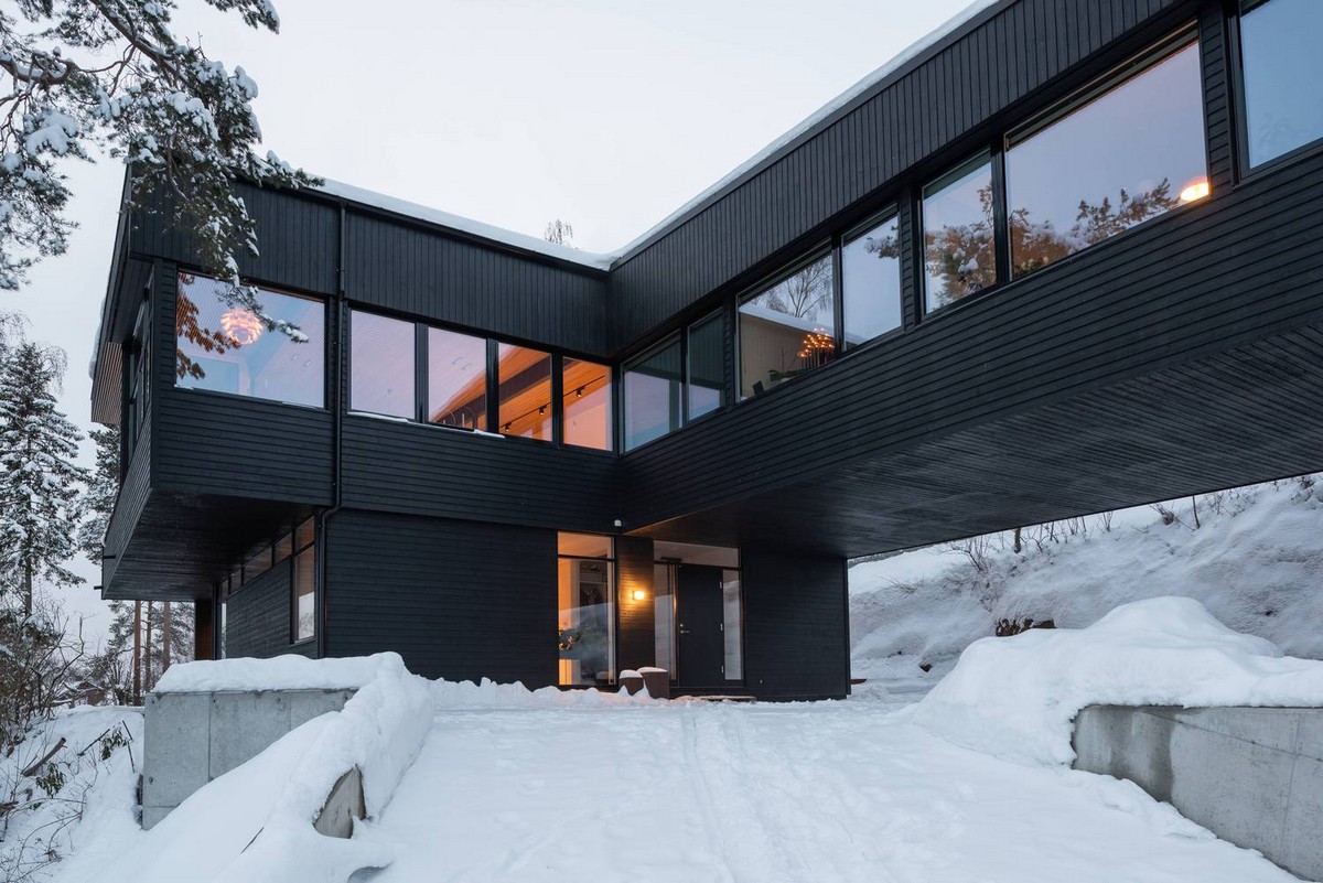 Двухэтажный особняк для уединенного отдыха в Норвегии