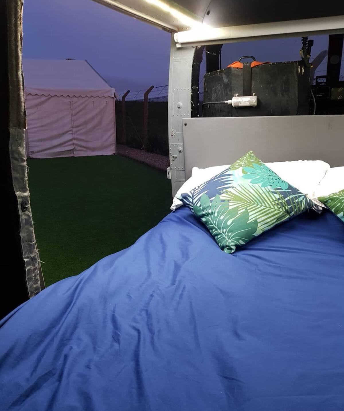 Гости Airbnb могут переночевать в вертолете