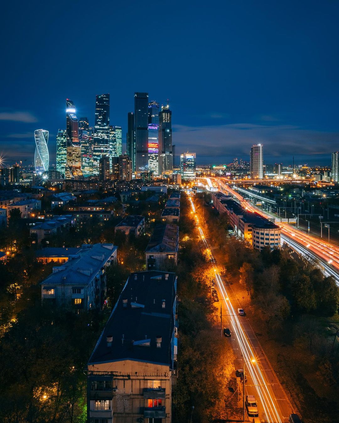 Архитектура и пейзажи Москвы на снимках Ильи Воробьева