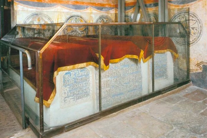 Что удивило ученых, вскрывших гробницу Ивана Грозного?