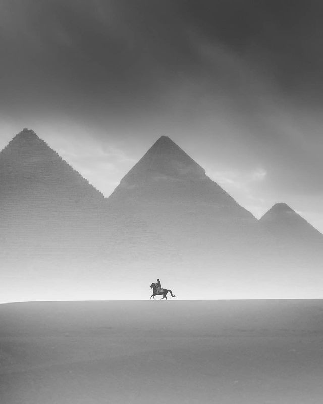 Знаменитые пирамиды Гизы на захватывающих снимках
