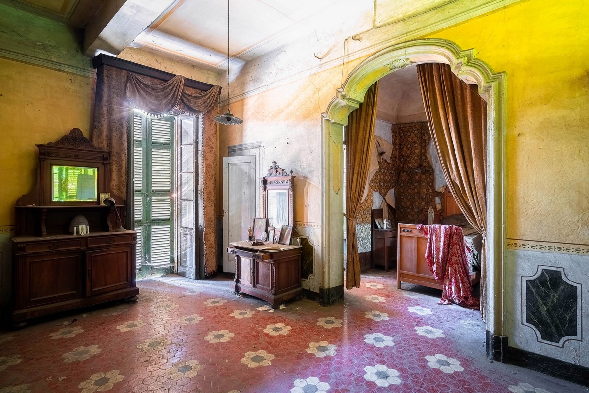 Заброшенная красивая вилла 19 века в Италии