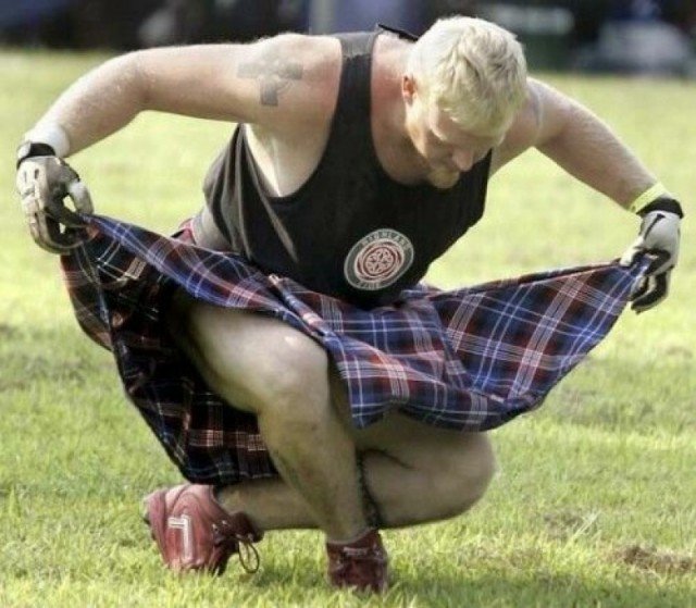 Почему же мужчины в Шотландии носят юбки?