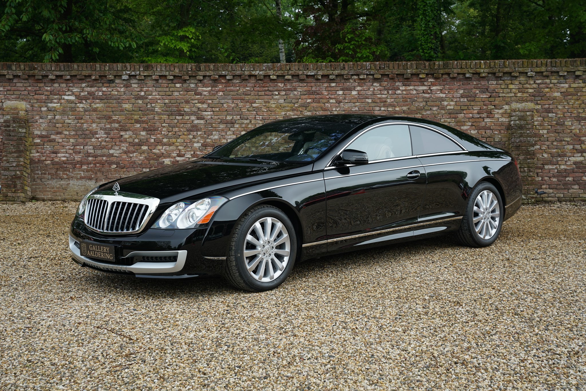 Фото майбы. Maybach 57s Xenatec Coupe. Купе Maybach 57s. Мерседес Майбах 57s. Мерседес Майбах 57.