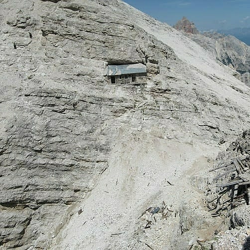 Крутой домик настоящего альпиниста