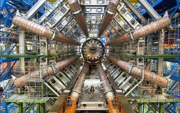 Почему так важен Бозон Хиггса или частица Бога?