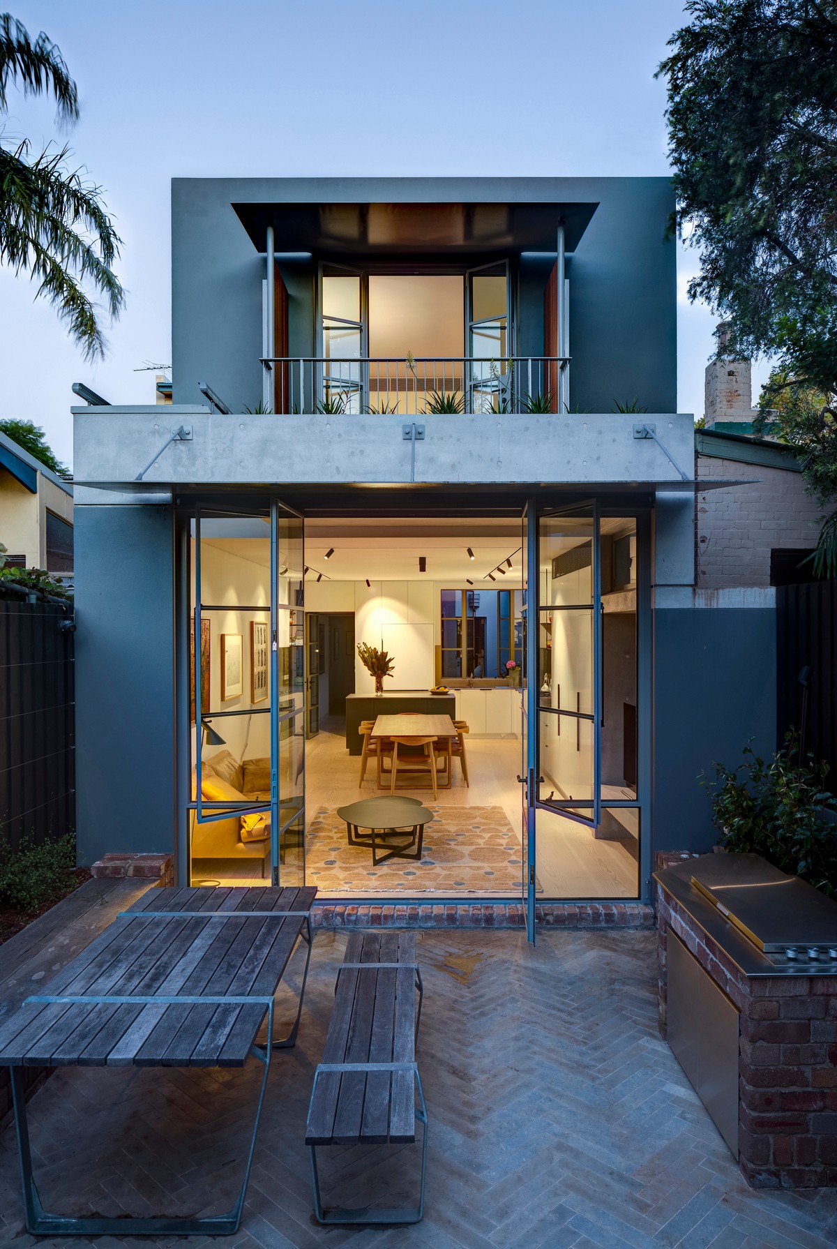 Реконструкция семейного дома с террасой в Австралии