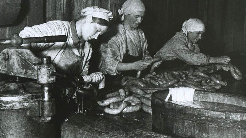 Как в СССР делали ливерную колбасу?