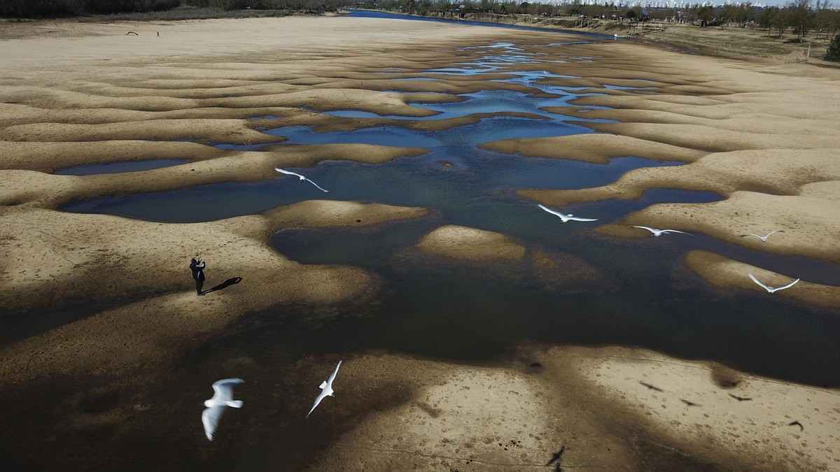 Река Парана страдает от засухи в Южной Америке