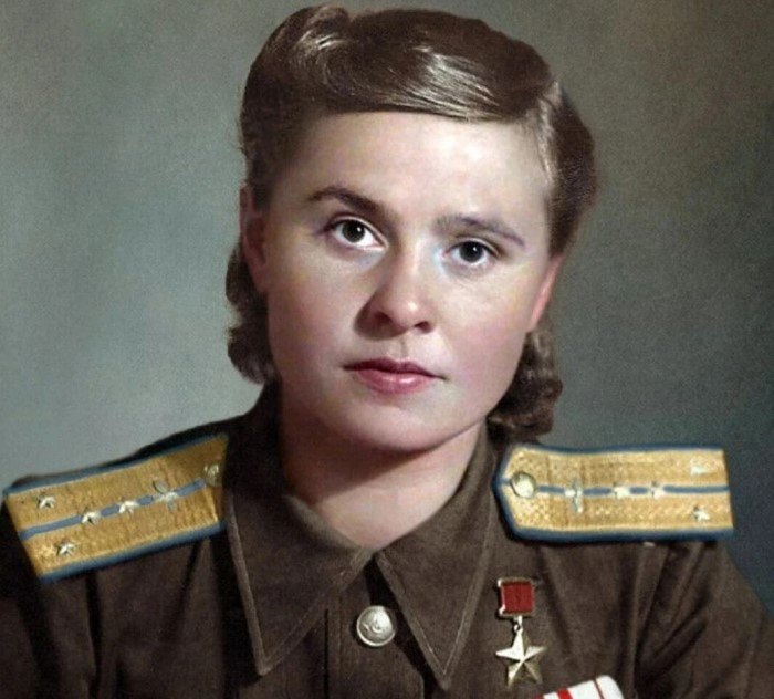 Подвиг Героя Советского Союза Марии Долиной