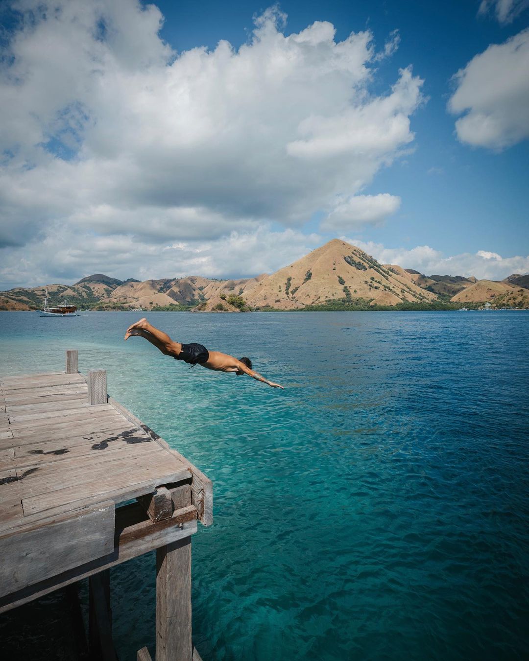 Путешествия и приключения на снимках Джонни Мелона Путешествия и приключения на снимках Джонни Мелона Путешествия