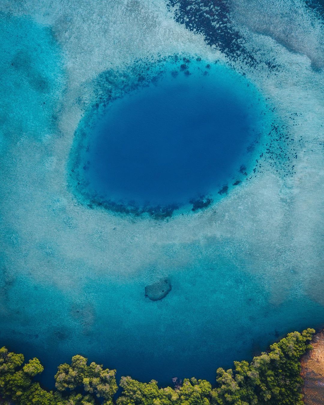 Путешествия и приключения на снимках Джонни Мелона Путешествия и приключения на снимках Джонни Мелона Путешествия