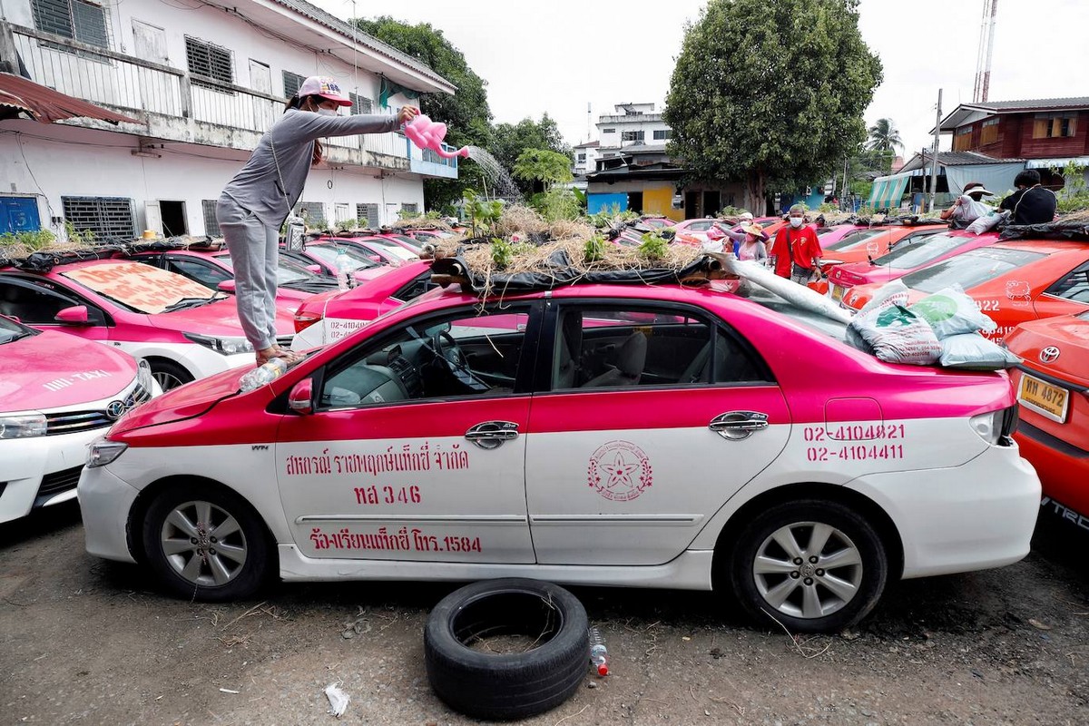 Грядки на машинах такси в Бангкоке