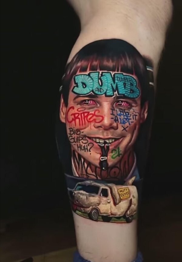 Странные и забавные татуировки, которые не спасает даже техника исполнения