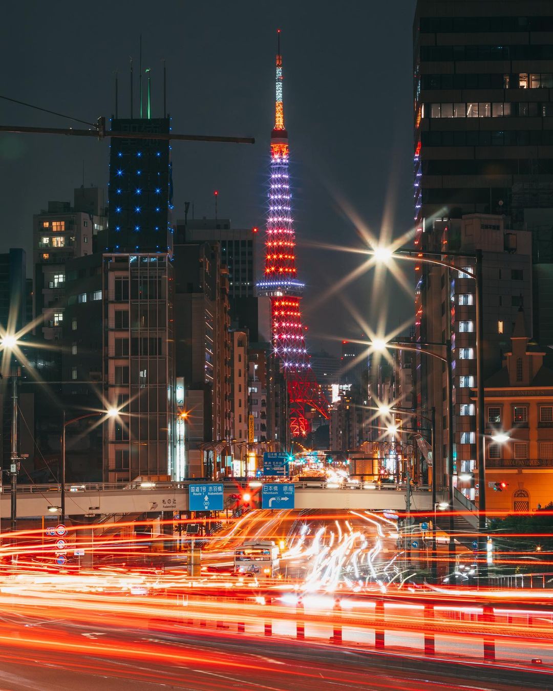 Японские улицы на снимках Юсуке Кубота