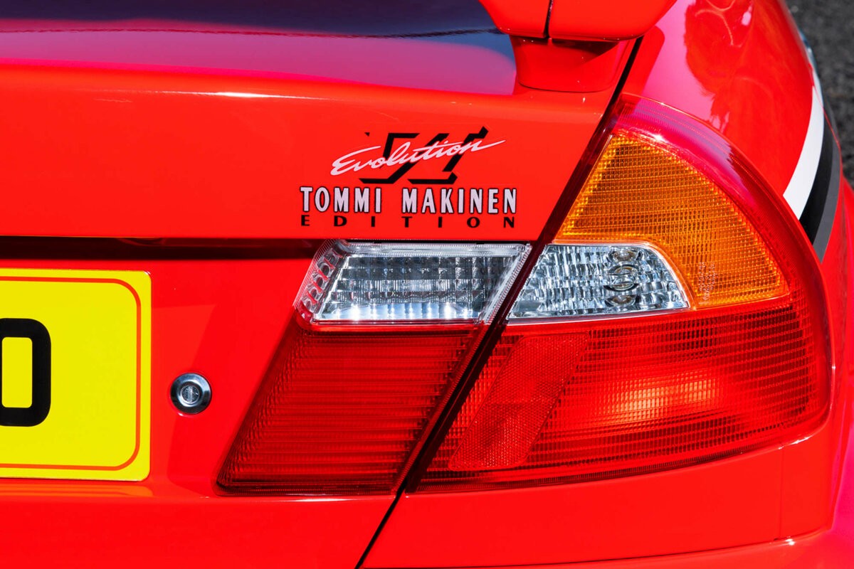 Безупречный Mitsubishi Lancer Evo VI Tommi Makinen Edition