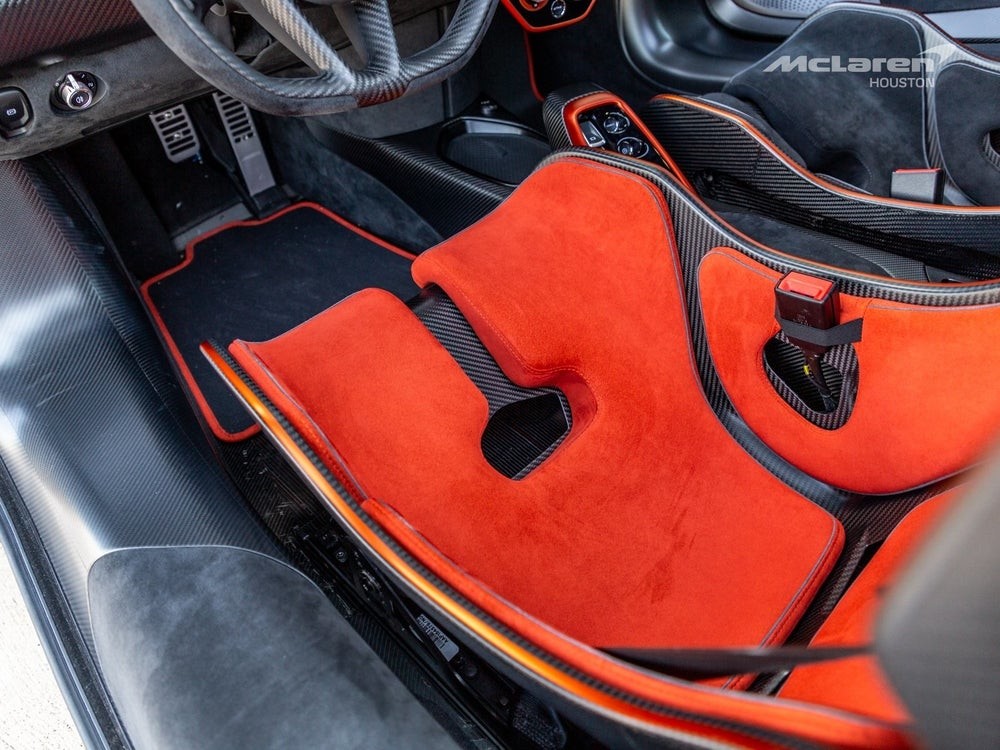 Мощный бензоэлектрический гиперкар McLaren MSO Sabre
