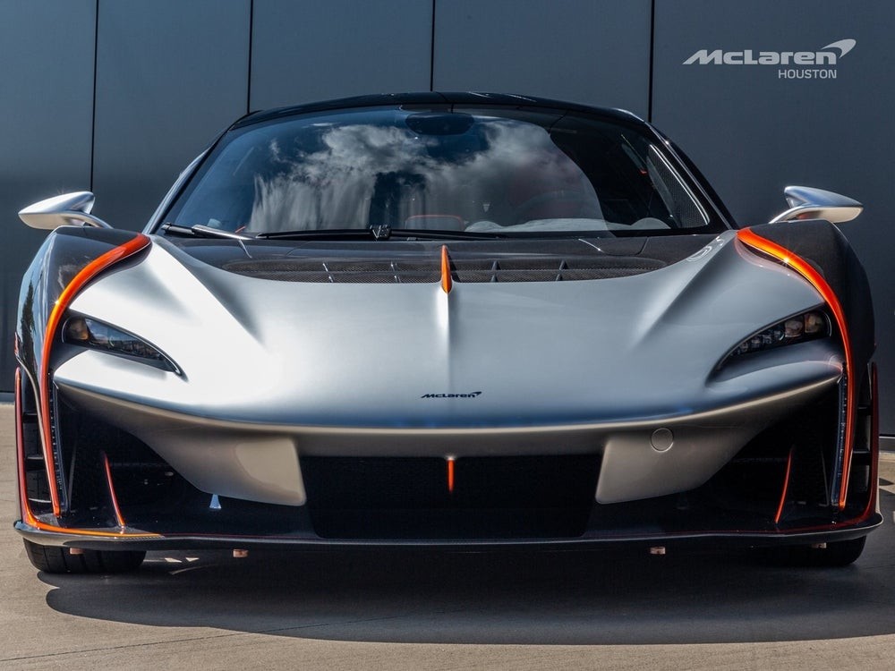 Мощный бензоэлектрический гиперкар McLaren MSO Sabre