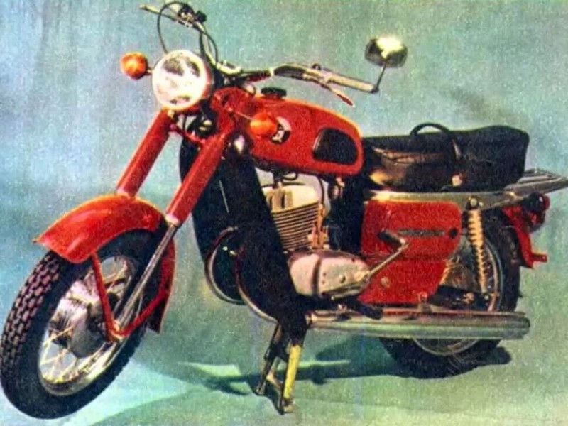 Самые народные и любимые советские мотоциклы