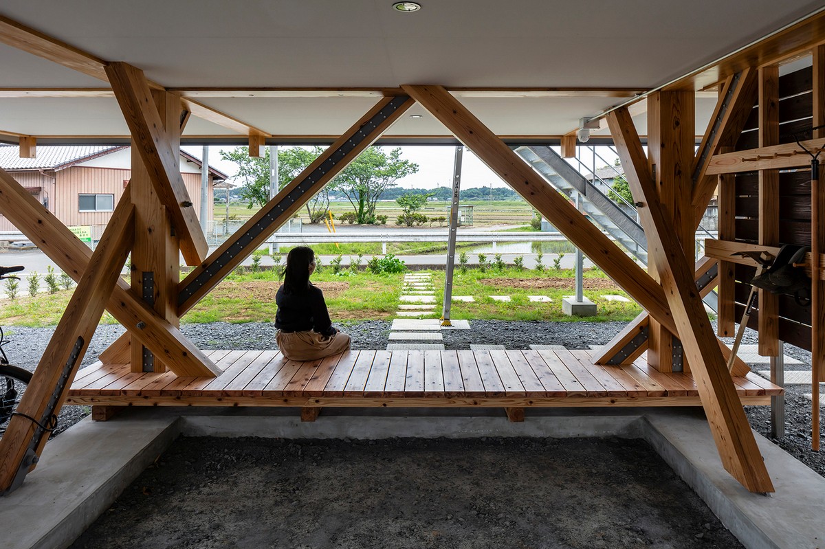 Загородный дом на сваях в Японии
