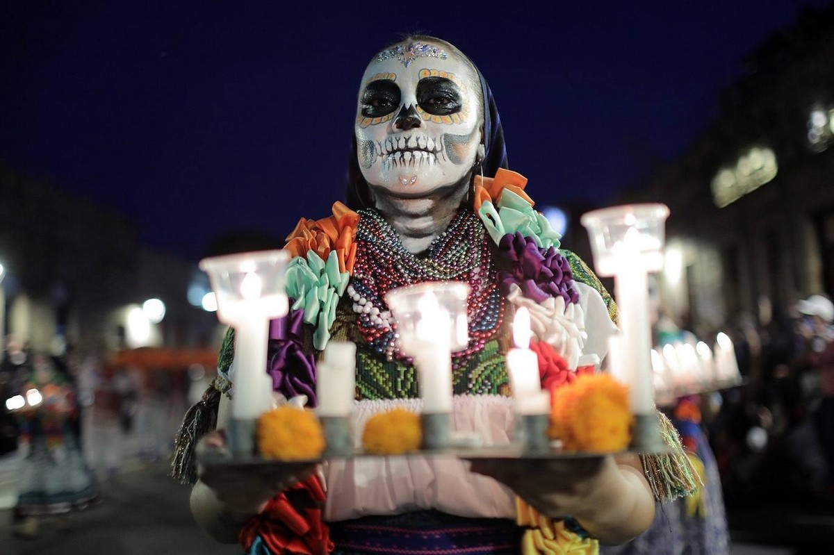 Празднование Дня мёртвых в Мексике