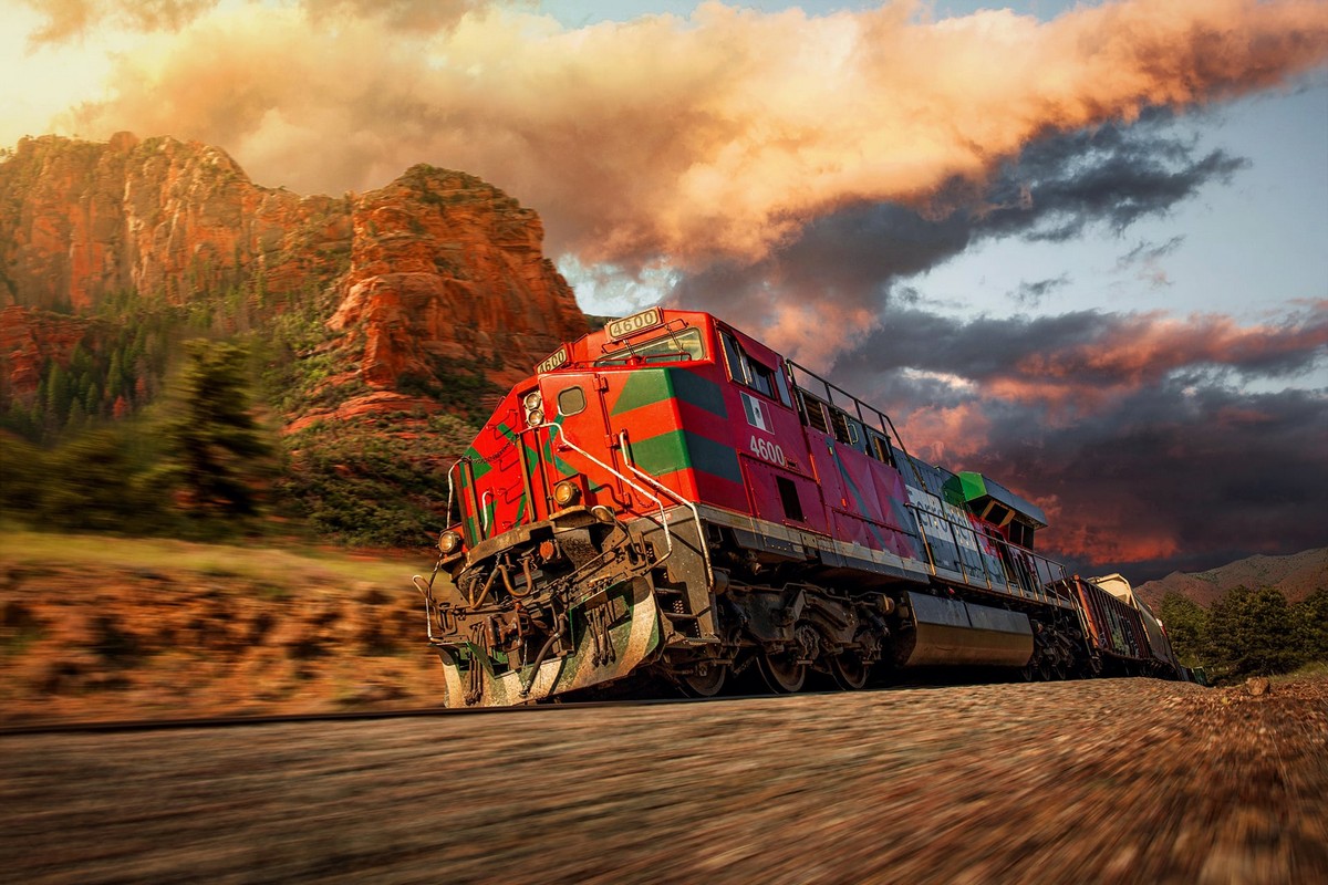 Поезда в движении от фотографа Блэра Бантинга