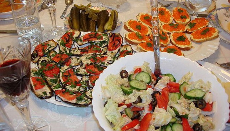 Советские новогодние блюда, о которых в наши дни практически позабыли
