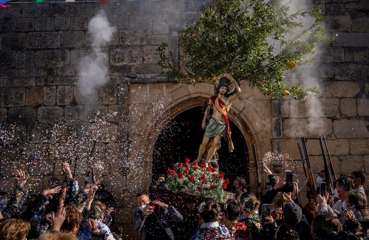Фестиваль Carantonas в небольшом испанском городке