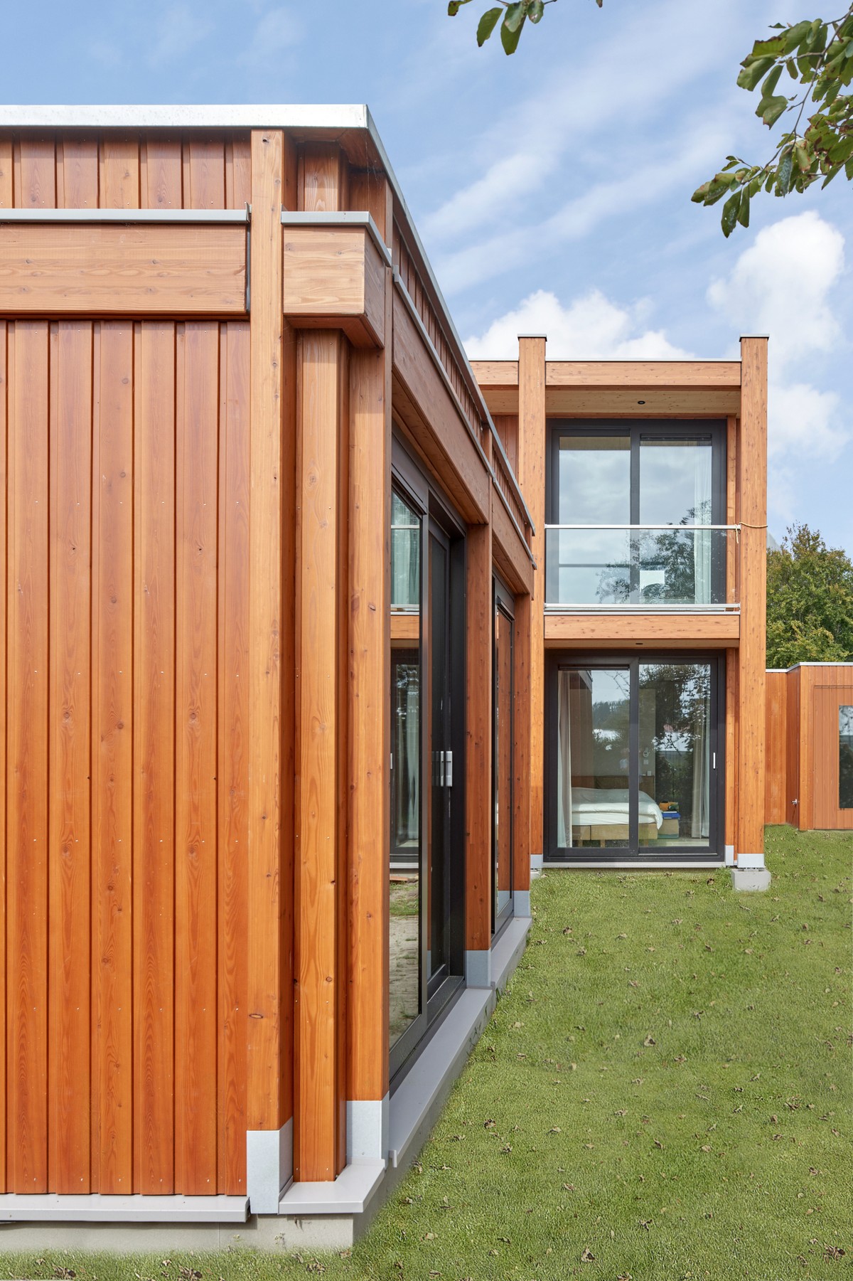 Экологичный деревянный дом со стильным дизайном в Нидерландах