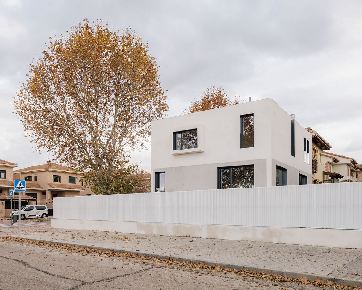 Семейный дом с современным интерьером в Испании