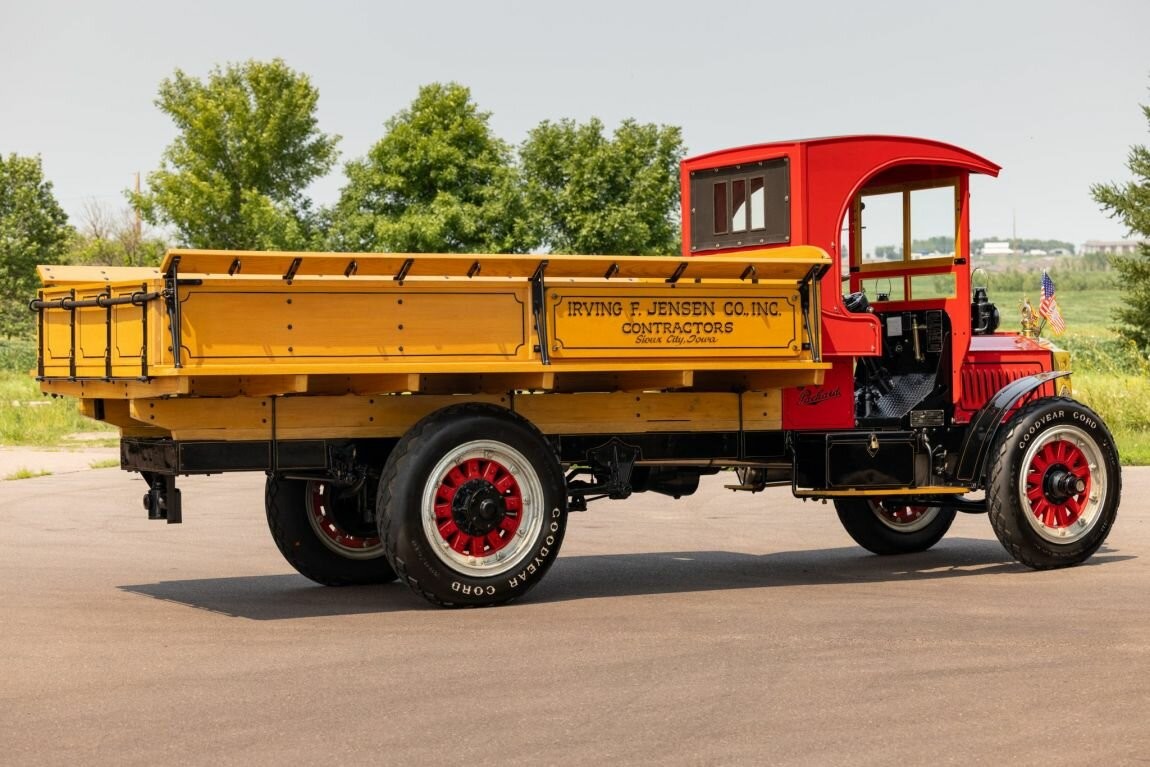 Малоизвестный грузовик знаменитой марки Packard