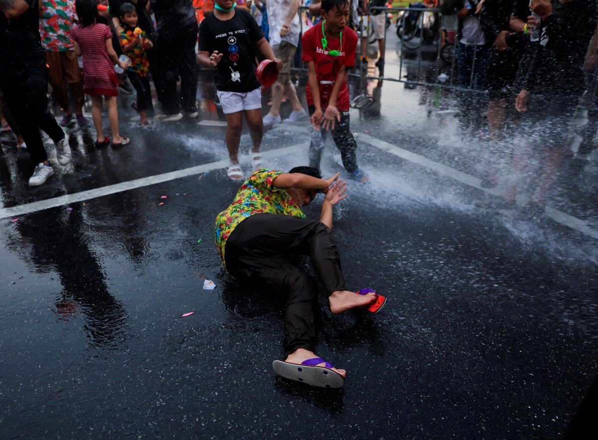 Водяной фестиваль Сонгкран или тайский Новый год