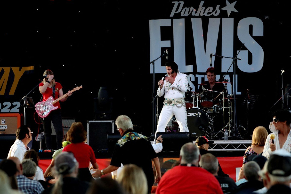 Тысячи поклонников на фестивале Элвиса Пресли в Австралии