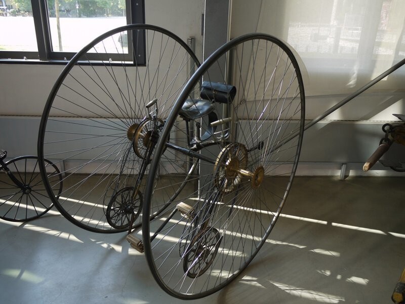 Эксперименты изобретателей с формой колеса и шара