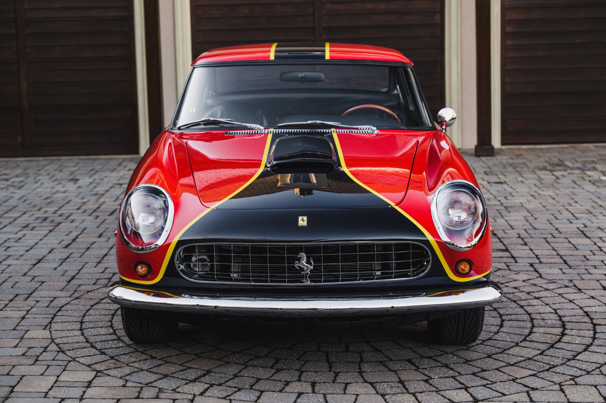 Ferrari 250 GTE 1962 года с двигателем V8 от Chevrolet