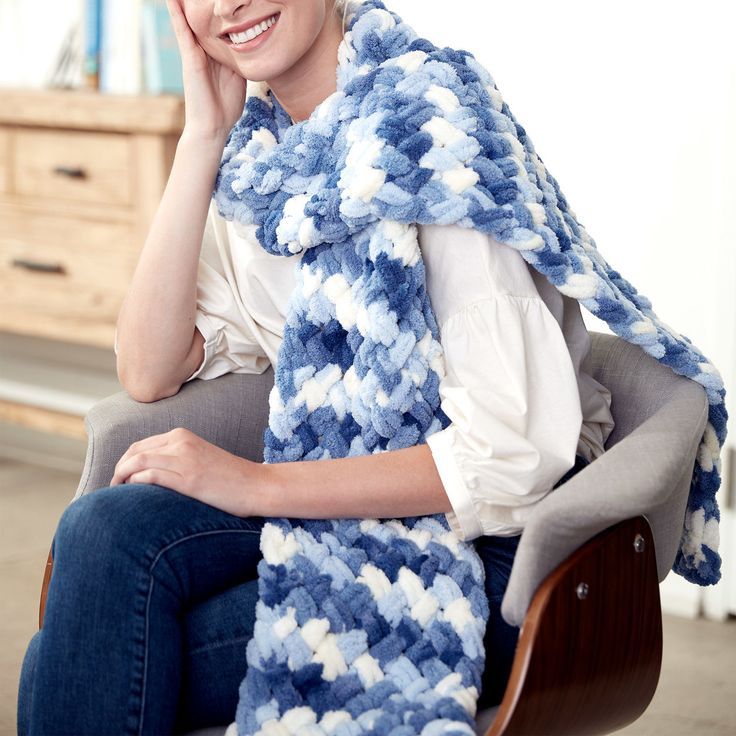 Как выбрать пряжу для вязания шарфа?