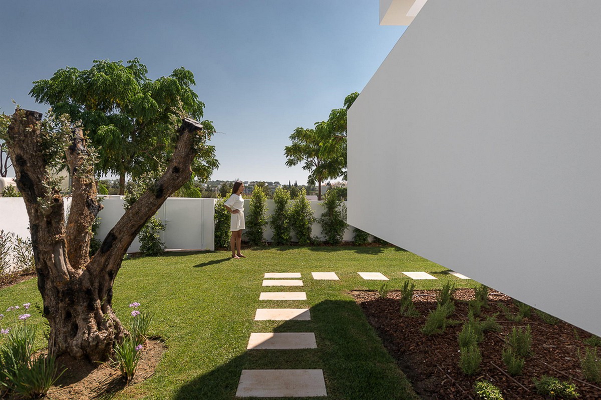 Дом с пятью террасами и садом в Португалии Картинки и фото