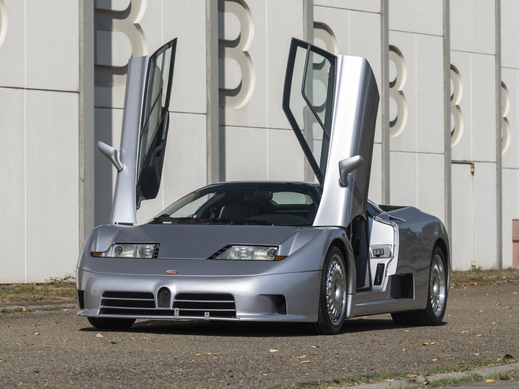 Суперкар Bugatti EB110 GT, который превосходит ожидания